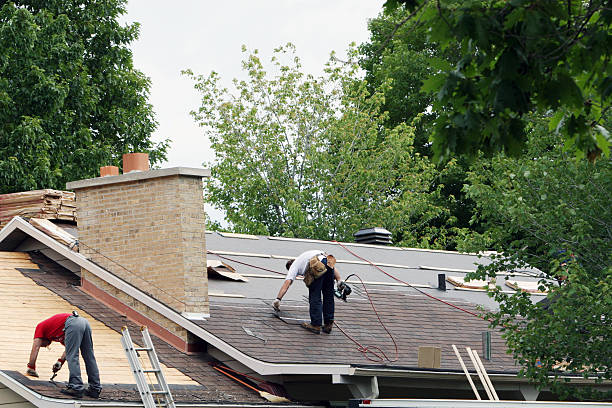Best Roof Gutter Cleaning  in Kensington, CT